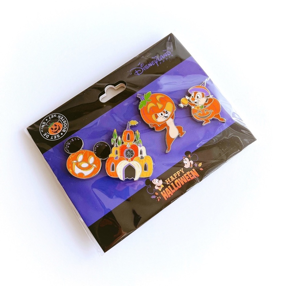 Disneyland Paris Halloween Chip and Dale 4 Pin Booster Set